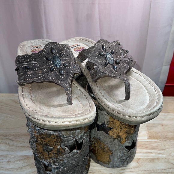earth spirit womens flip flops